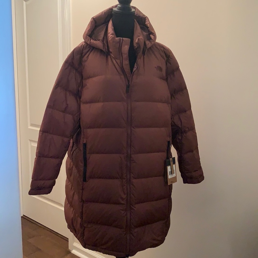 The North Face PLUS Metropolis III Maroon Removable Hood Parka - 2X